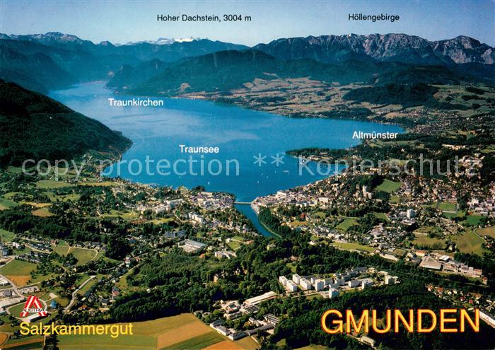 Gmunden Salzkammergut Fliegeraufnahme mit Traunsee Hoher Dachstein Hoellengebirg