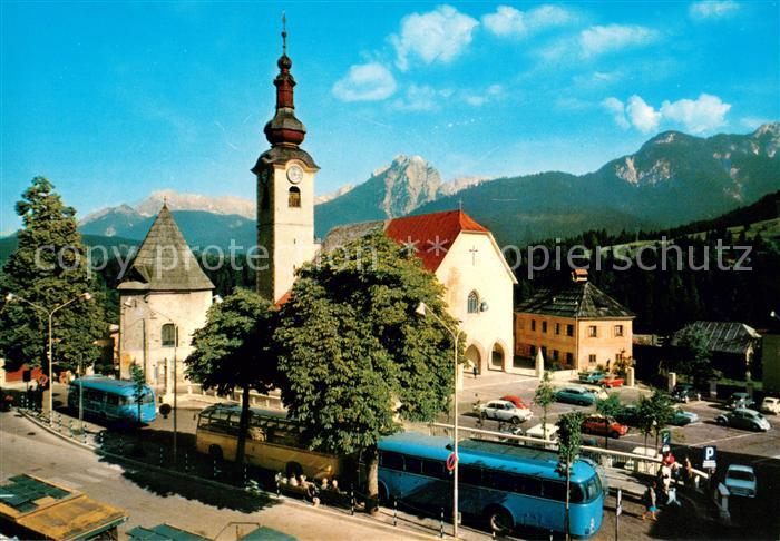 Tarvisio Stadtansicht mit Kirche und Mangartkette