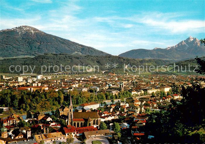 Innsbruck mit Patschbergbruecke  Bergseilbruecke Brennerautobahn und Patscherkof