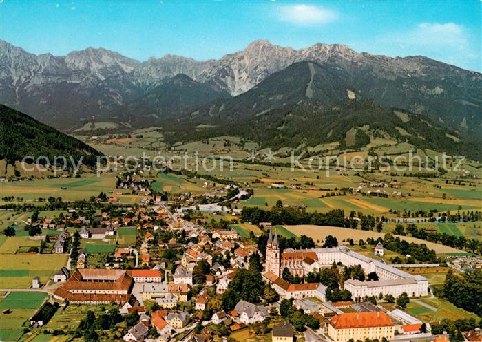 Admont Steiermark Fliegeraufnahme mit den Hallermauern