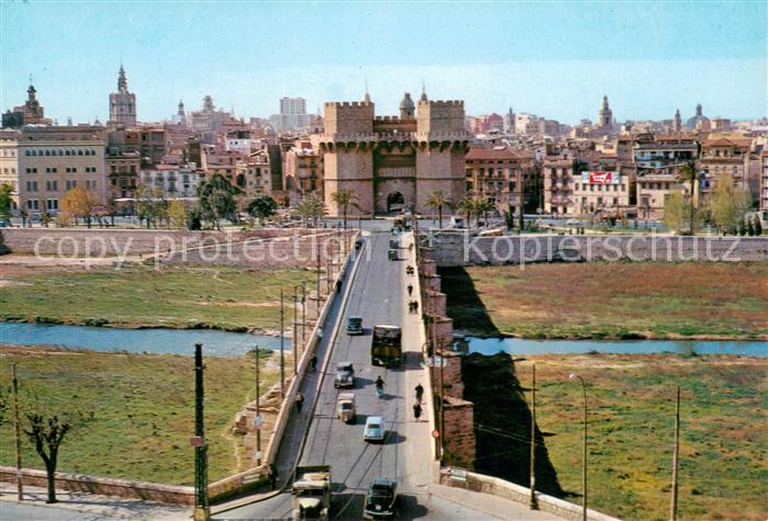 Valencia Valenciana Puente y Torres de Serranos