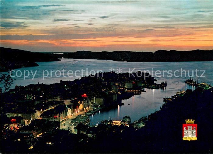 Bergen Norwegen Vagem ved natt