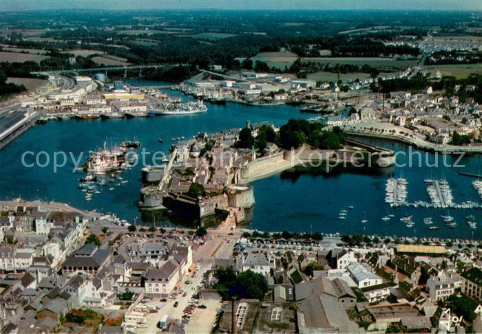Concarneau Finistere Vue generale aerienne sur la Ville Close le port de peche e