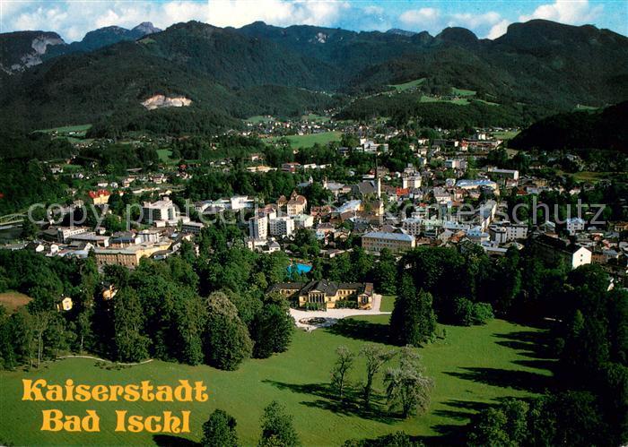 Bad Ischl Salzkammergut Panorama Blick ueber den Kaiserpark mit Kaiservilla