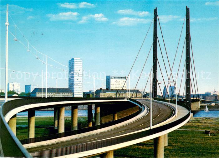 Duesseldorf Rheinkniebruecke