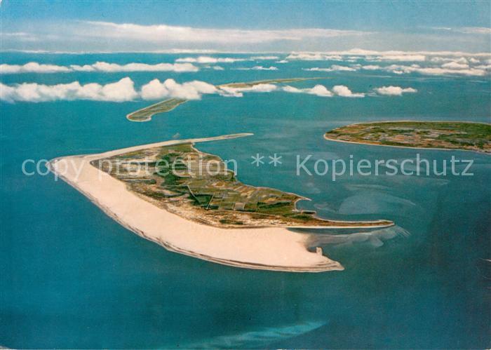 Amrum Nordseeinsel mit Insel Foehr Suedspitze Insel Sylt Fliegeraufnahme
