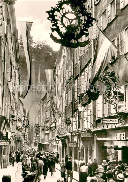 Salzburg Oesterreich Getreidegasse