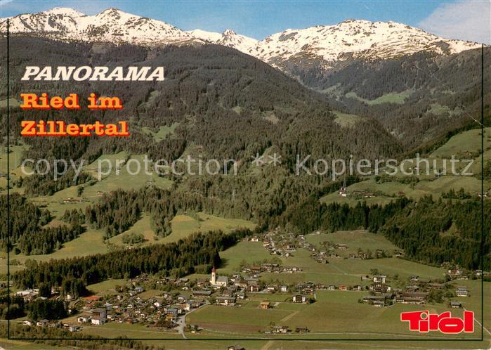 Ried Tirol Panorama im Zillertal