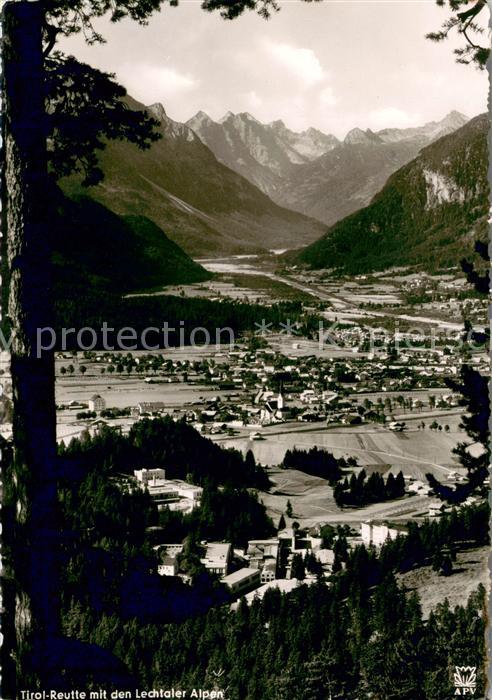 Reutte Tirol mit den Lechtaler Alpen