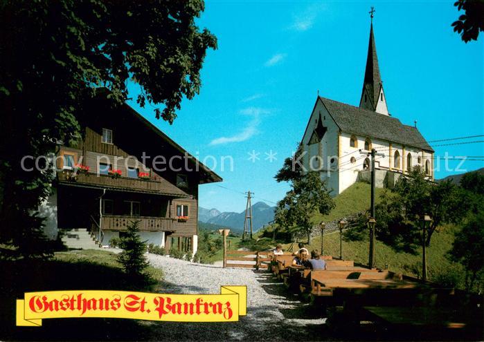 Fuegen Gasthaus St Pankraz mit Kirche
