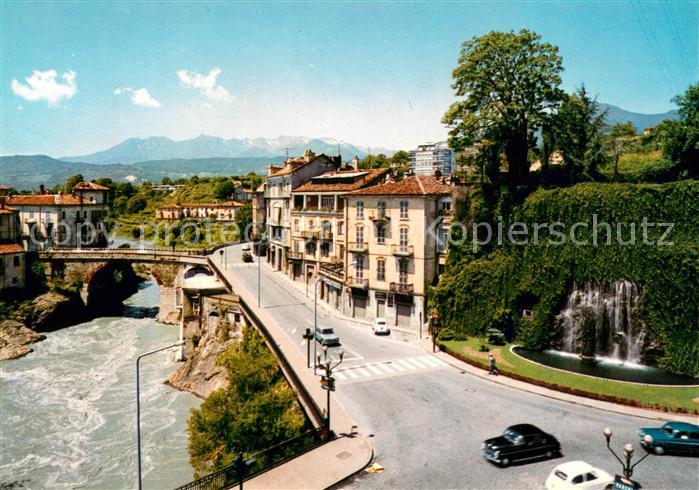 Ivrea Roemische Bruecke ueber der Dora Baltea