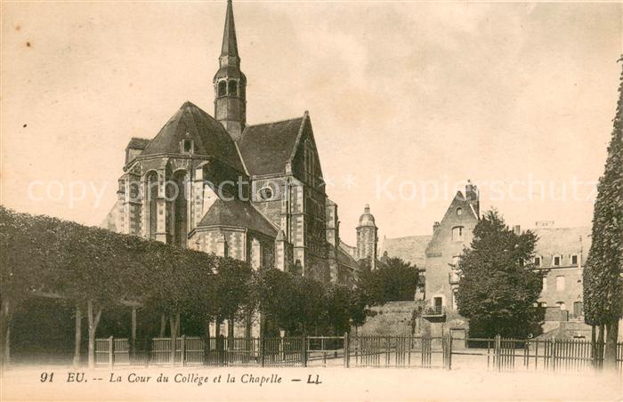 Eu 76 La Cour du College et la Chapelle