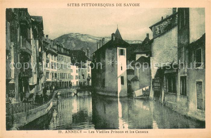 Annecy Haute-Savoie Les Vieilles Prisons et les Canaux