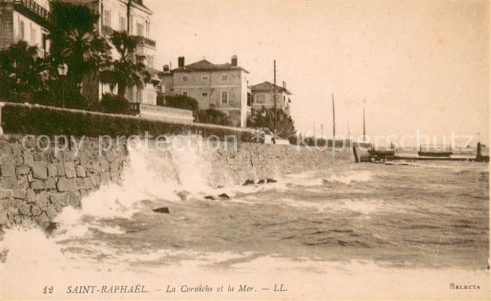 Saint-Raphael Var La Corniche et la mer