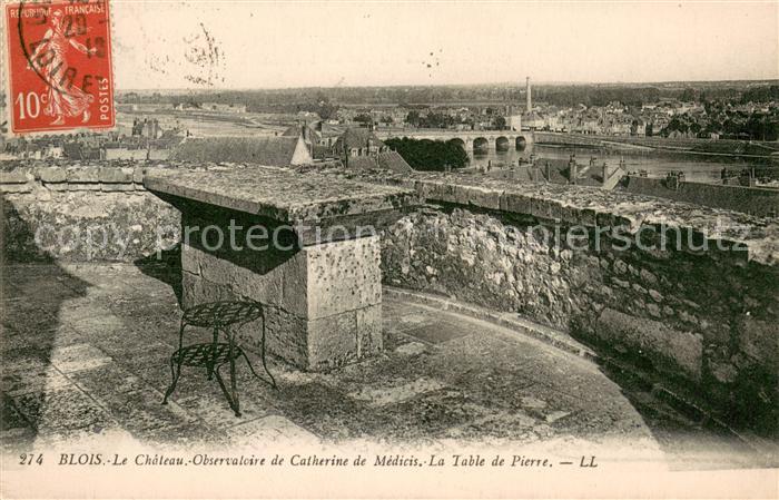 Blois 41 Le Chateau Observatoire de Catherine de Medicis La Table de Pierre