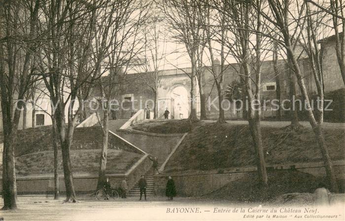 Bayonne 64 Entree de la Caserne du Chateau Neuf