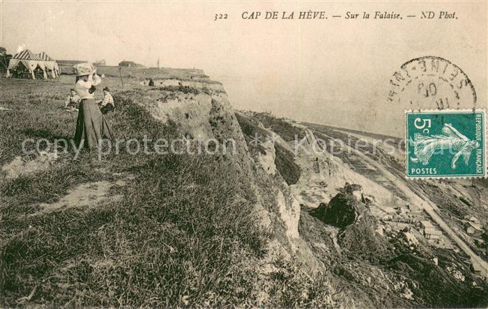 Cap de la Heve Sur la falaise