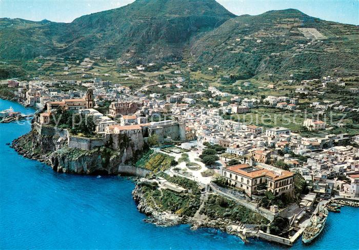 Eolie Schloss Villa Mazzini Rathaus Fliegeraufnahme