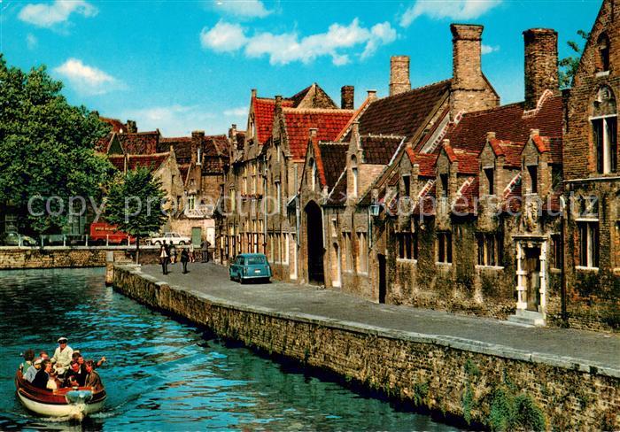 Brugge Bruges Flandern Godshuizen De Pelicaen