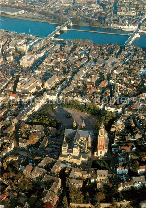 Maastricht St Servaasbasiliek en St Janskerk Fliegeraufnahme