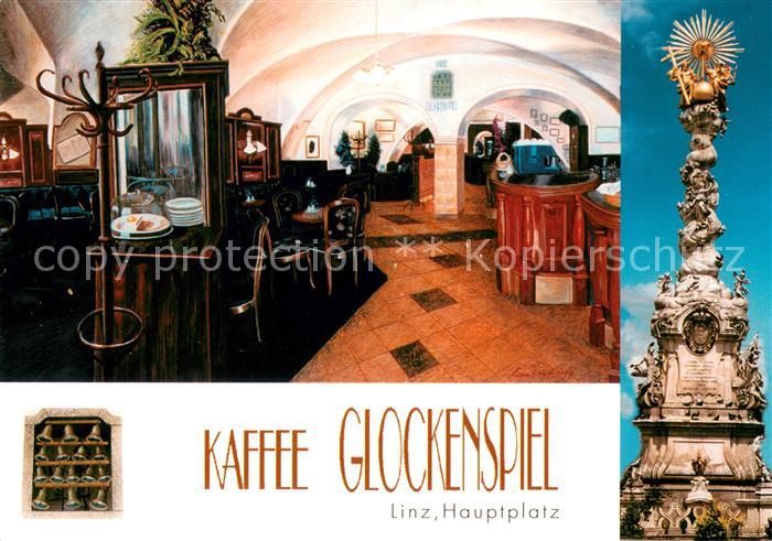 Linz Donau Kaffee Glockenspiel am Hauptplatz Dreifaltigkeitssaeule