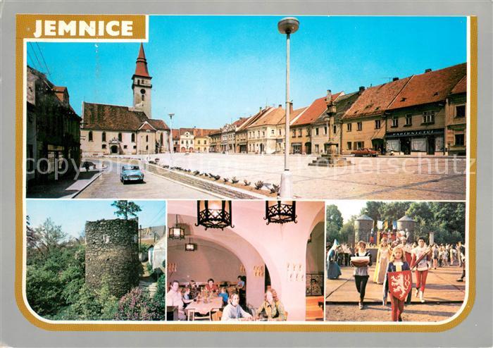 Jemnice Marktplatz Kirche Burgruine Festumzug