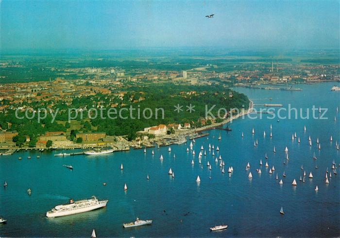 Kiel Olympiahafen mit Foerde und Faehrschiff Stena Germania Fliegeraufnahme