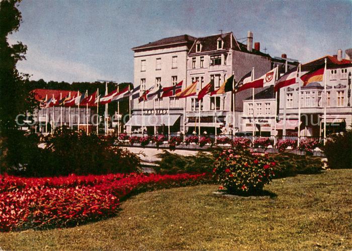 Neumuenster Schleswig-Holstein Flaggenschmuck an der Europastrasse 3