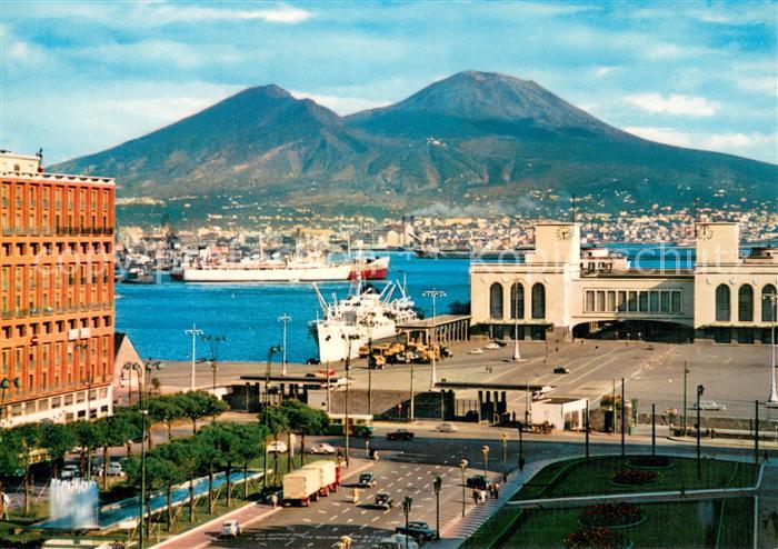 Napoli Neapel Stazione Marittima