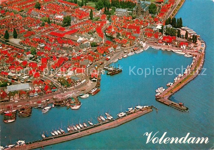 Volendam Hafen Fliegeraufnahme