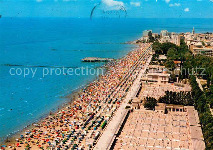 Grado Gorizia Isola d Oro spiaggia e sabbiature veduta aerea