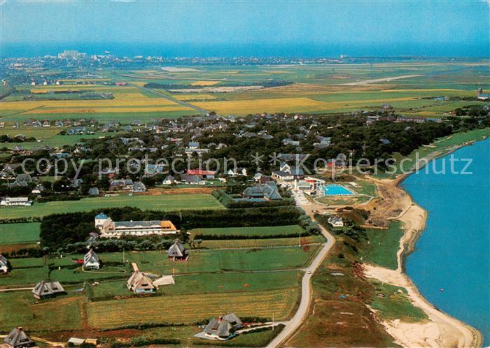 Keitum Sylt Luftkurort mit Westerland im Hintergrund Fliegeraufnahme