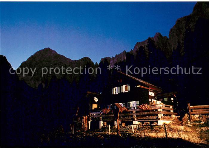 Tannheimer Huette Nachtaufnahme