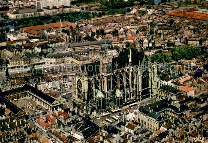 Metz  57 Moselle La Cathedrale vue aérienne
