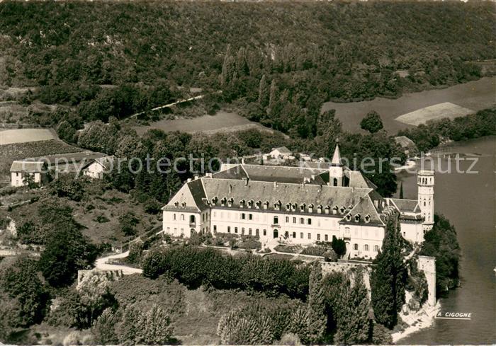 Lac du Bourget-du-Lac Savoie Le Abbaye d’Hautecombe Vue aerienne