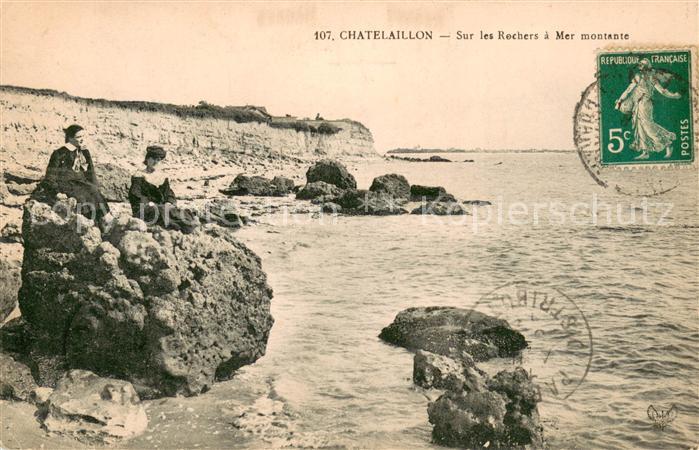 Chatelaillon-Plage Sur les Rochers a Mer montante