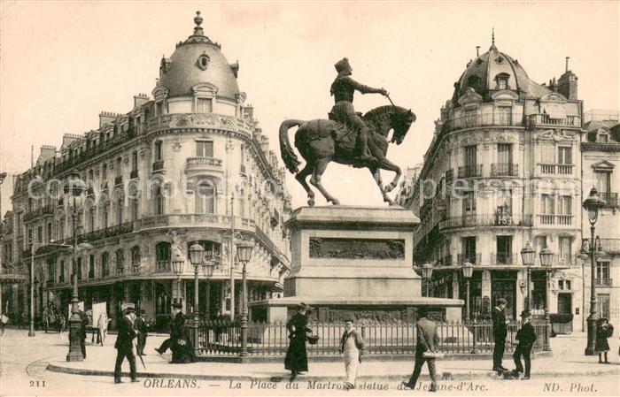 Orleans Loiret La Place du Martroi Statue de Jeanne d Arc