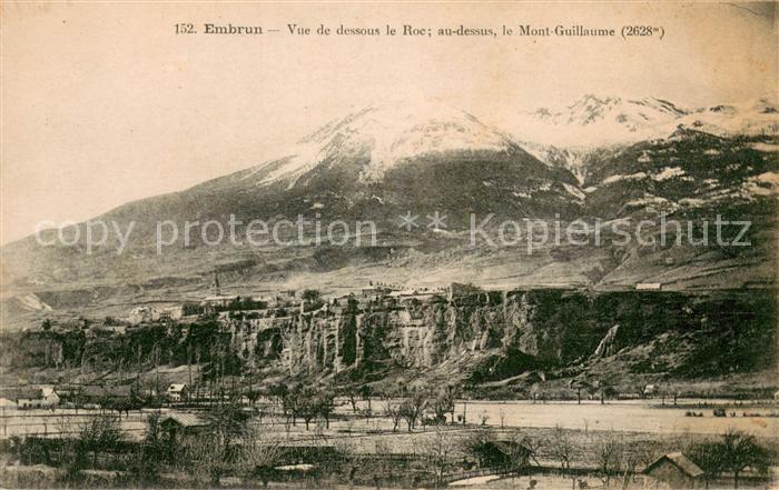 Embrun Vue de dessous le Roc au-dessus Mont Guillaume