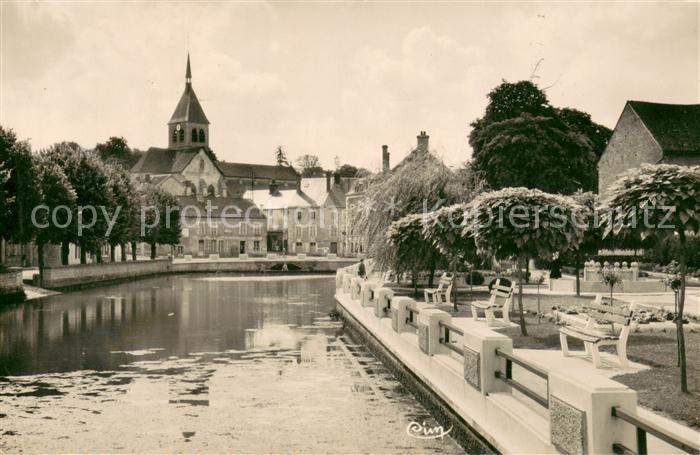 Laignes Source de la Laignes et le Square