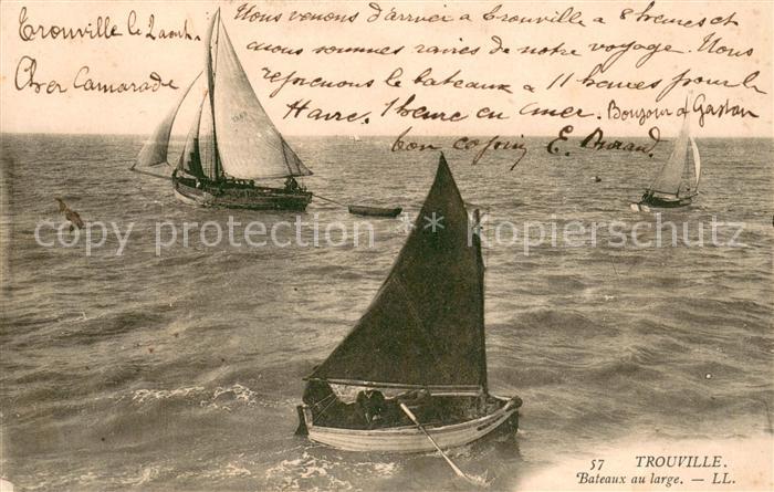 Trouville-sur-Mer Bateaux au large