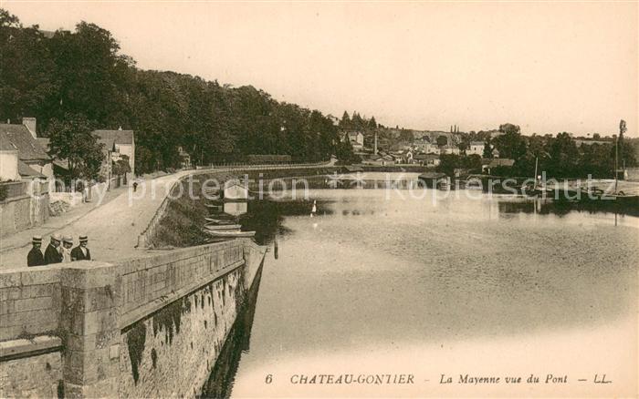 Chateau-Gontier La Mayenne vue du pont