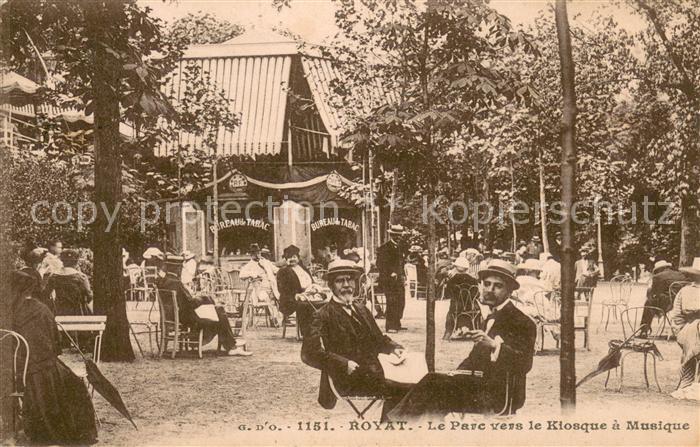 Royat Puy de Dome Le parc vers le kiosque a musique
