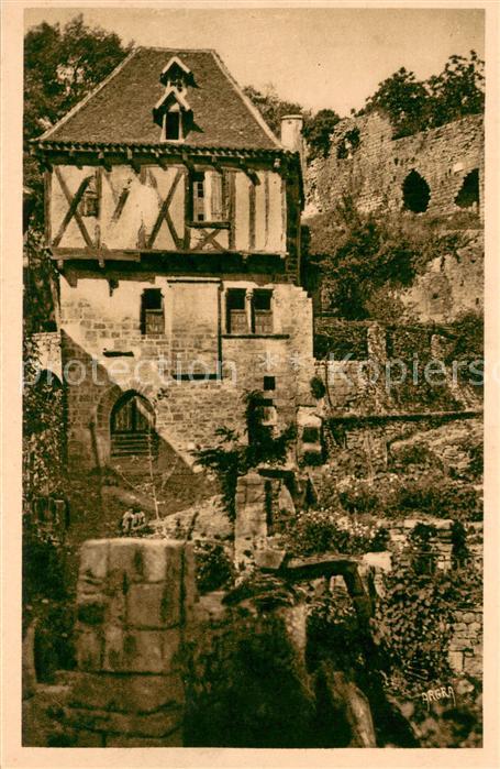Saint-Cirq-Lapopie Maison du XVe siècle Monument historiqu