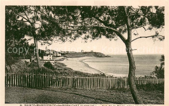 Sainte-Marguerite-de-Pornichet Vue de la plage prise sous les pins
