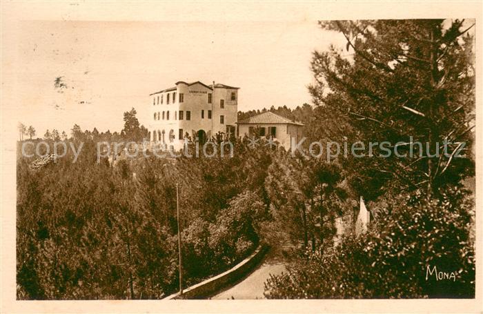 Le Trayas  83 Var l'Auberge Blanche