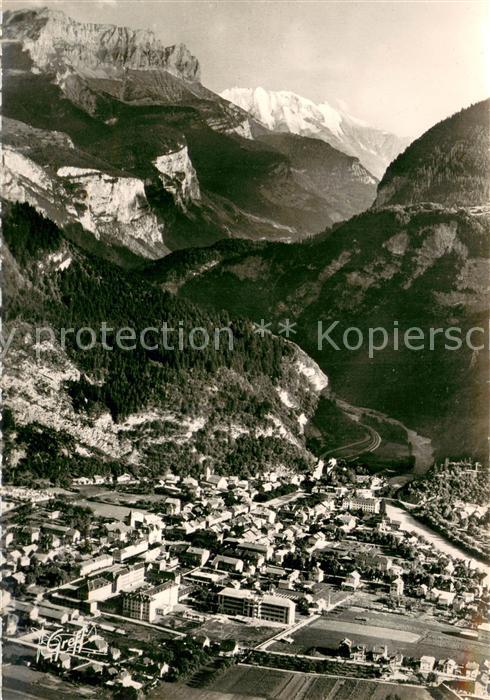Cluses Vue aérienne Alpes