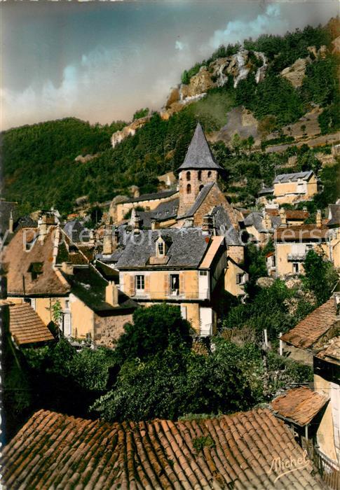 Vic-sur-Cere Eglise vieux quartier