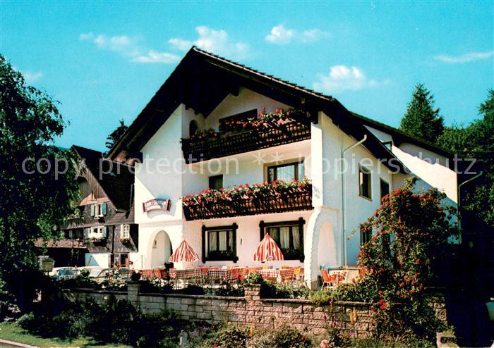 Simonswald Simonswaeldertal Cafe Restaurant Schlossbergblick im Schwarzwald