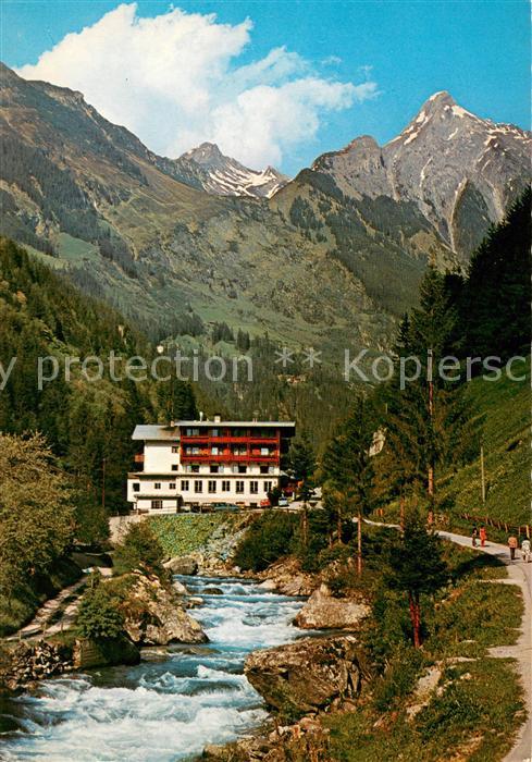 Mayrhofen Zillertal Gasthof Zillergrund gegen Brandbergkolm Zillertaler Alpen Be