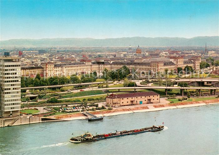 Mannheim Rhein Fliegeraufnahme mit Rheinfrachter